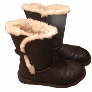 So fur cozy bomber brown boots 6